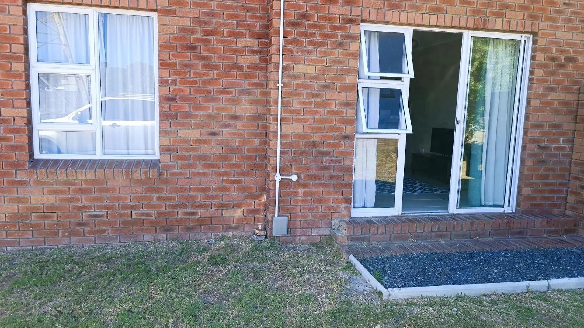 Apartment 2-Bedroom Bliss @17 Cape Town